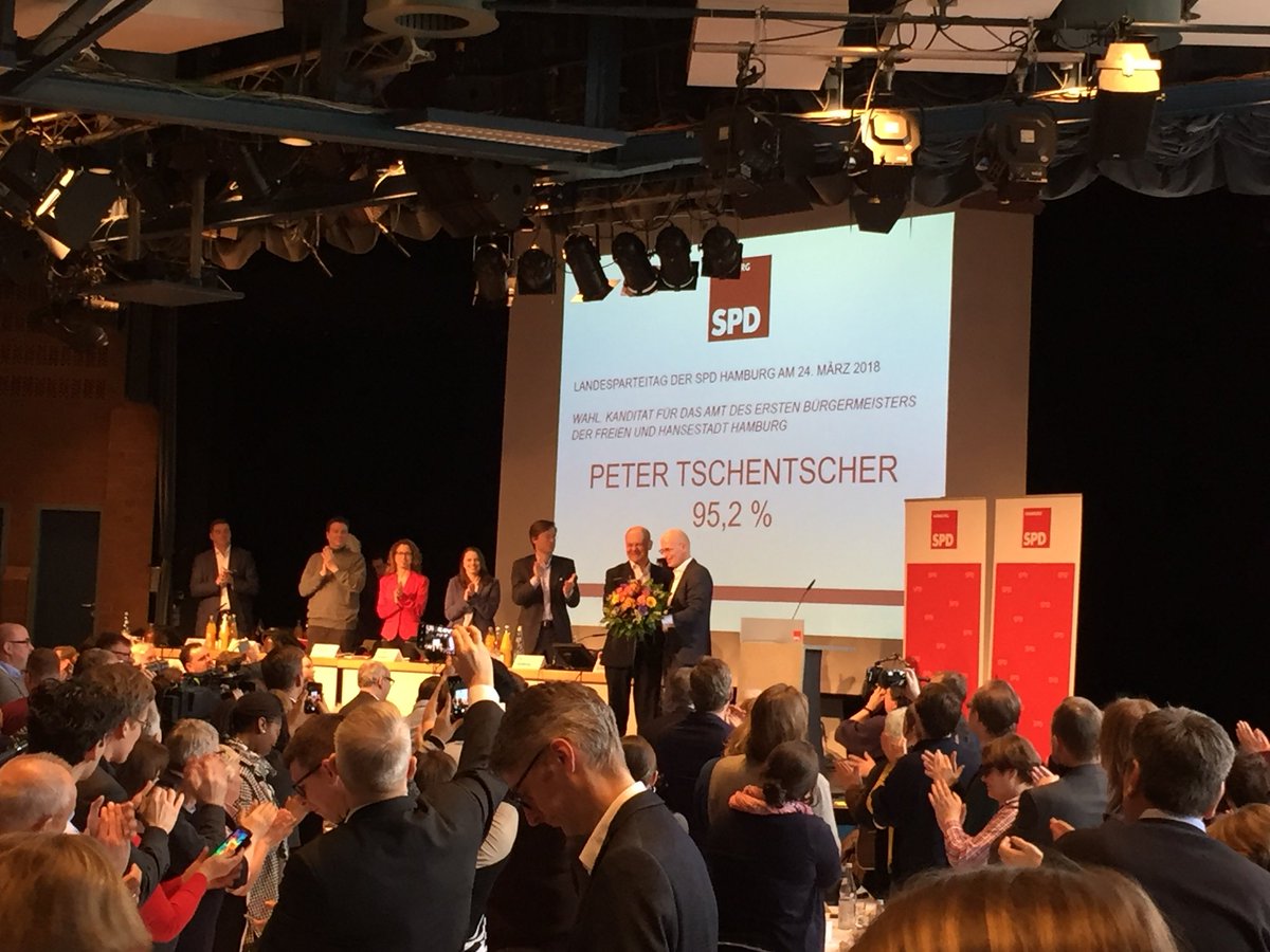 spdbuh's tweet photo. Soeben hat der Landesparteitag Dr. Peter Tschentscher zum Kandidaten für das Amt des Bürgermeisters gewählt. https://t.co/DrPF02sTfQ