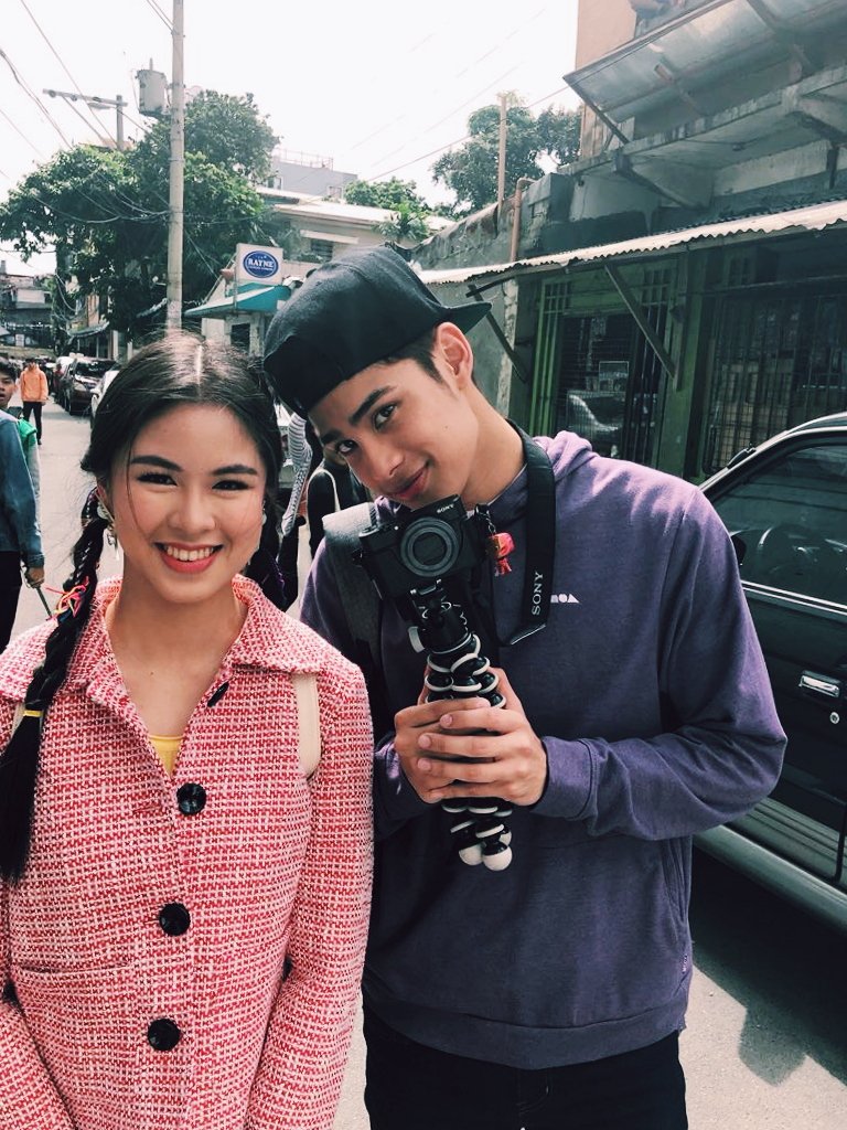 KissesDelavin's tweet photo. Hi guys! Meet Bobby and Rubby! My 3rd shooting day :) @direkjoey #WalWalMovie https://t.co/prdz0rJsR1