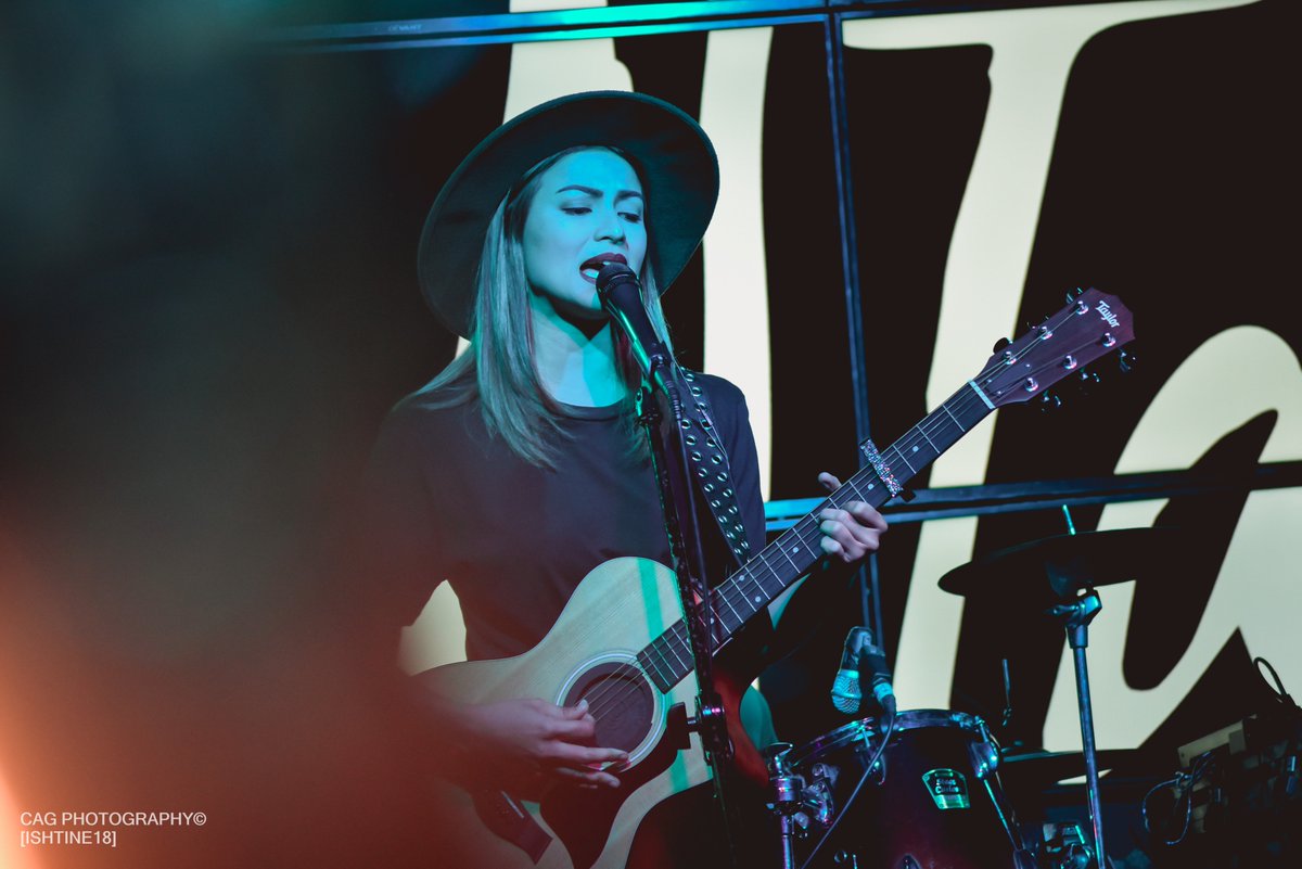 ishtine18's tweet photo. GDC @glaizaredux last night at Punta Mandala featuring ang kandila sa table na ginamit bilang props π
Β #ByRequest004 #GirlPowah @indiemanilalive https://t.co/KRZH2GTk61