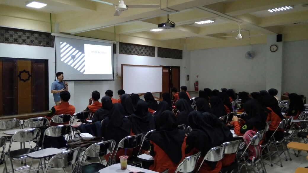 [Live Report]
Sabtu, 24 Maret 2018

Upgrading 2 NCC Emergency

"The power of public speaking for great leader"
