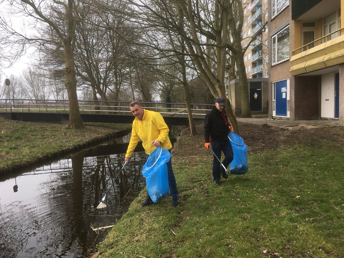 Chrisintermaris's tweet photo. De #Wheermolen-oost is weer opgeschoond. Alle #zwerfie hunters bedankt voor de medewerking. #LOD2018 ook dit jaar een mooi succes #schoon https://t.co/Mma6Juf2DG