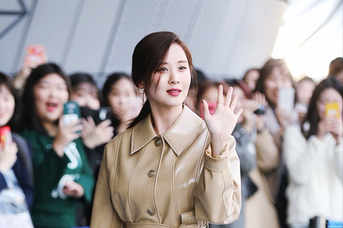 ggu3net's tweet photo. 180324 서현 SFW LowClassic 4p https://t.co/PYjcYQ2rIT
