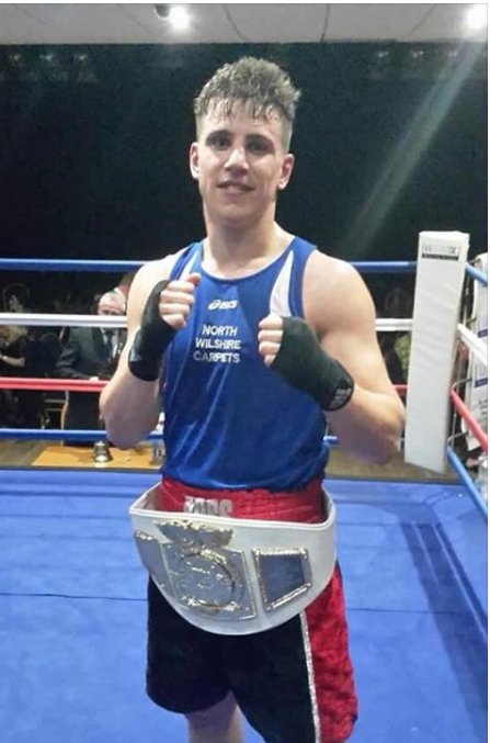 HOECBC's tweet image. THE NEW East Midlands elite cruiserweight belt holder. 
Ross Chapman of Heart of England abc. Well done Ross from all @HOECBC