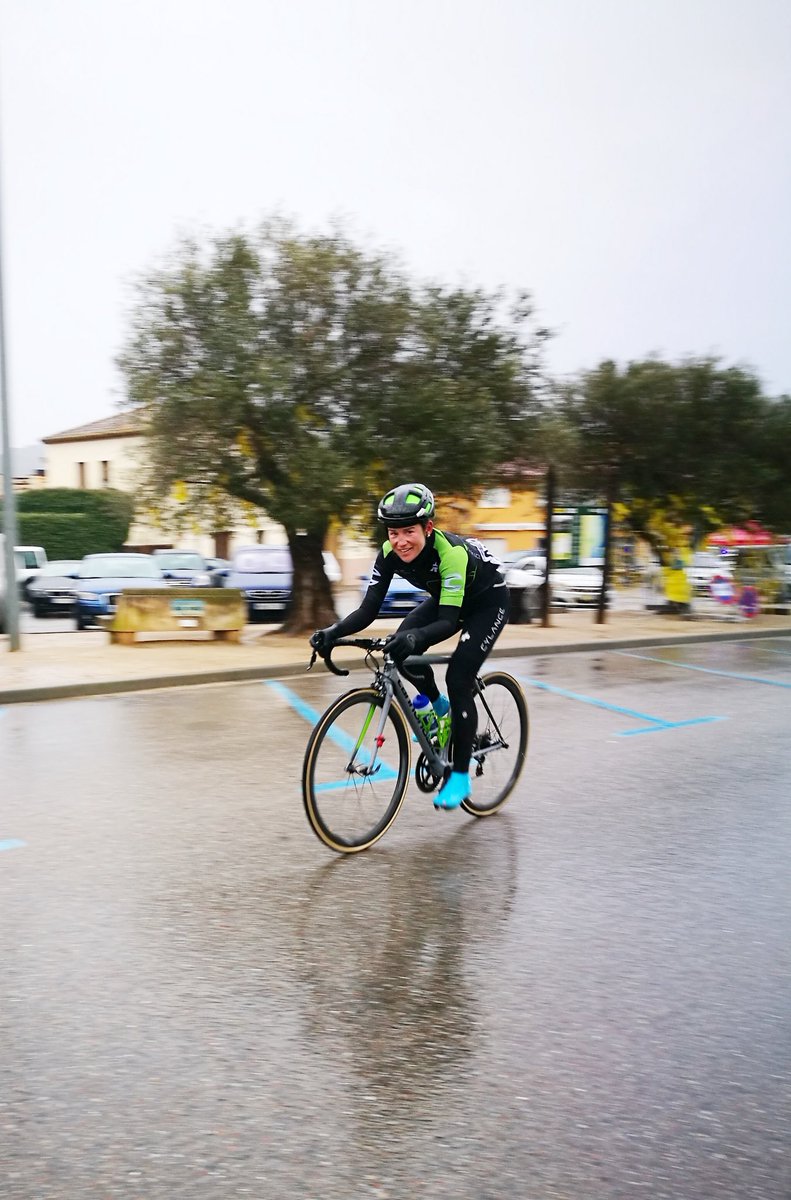 Congrats <a href="/LollyIsLauren/">Lauren Stephens</a> @CylanceCycling for the victory in my home 😊 #GPJodofi  📷<a href="/alba_diez/">aLba</a>