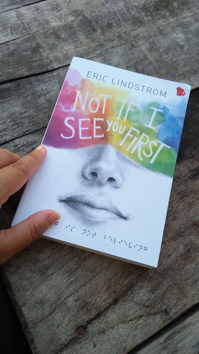 NovelAddict_'s tweet image. Oke baiklah,  karena mimin baik hati dan tidak sombong,  karena kasian yang uda cape2 RT,  marii kita mulai GA #NotIfISeeYouFirst persembahan @penerbitspring ...