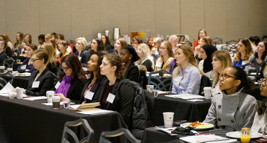 MCNguyenMD's tweet image. Excited to see so many engaging faces at #OSUWIS18 This is the future of #Surgery #ILookLikeASurgeon #CoverGirls @WomenSurgeons @OSUSurgery