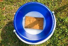 #WaterSavingWeek Using a bucket &amp; sponge to wash your car  can save 16 litres of water #thinkwater