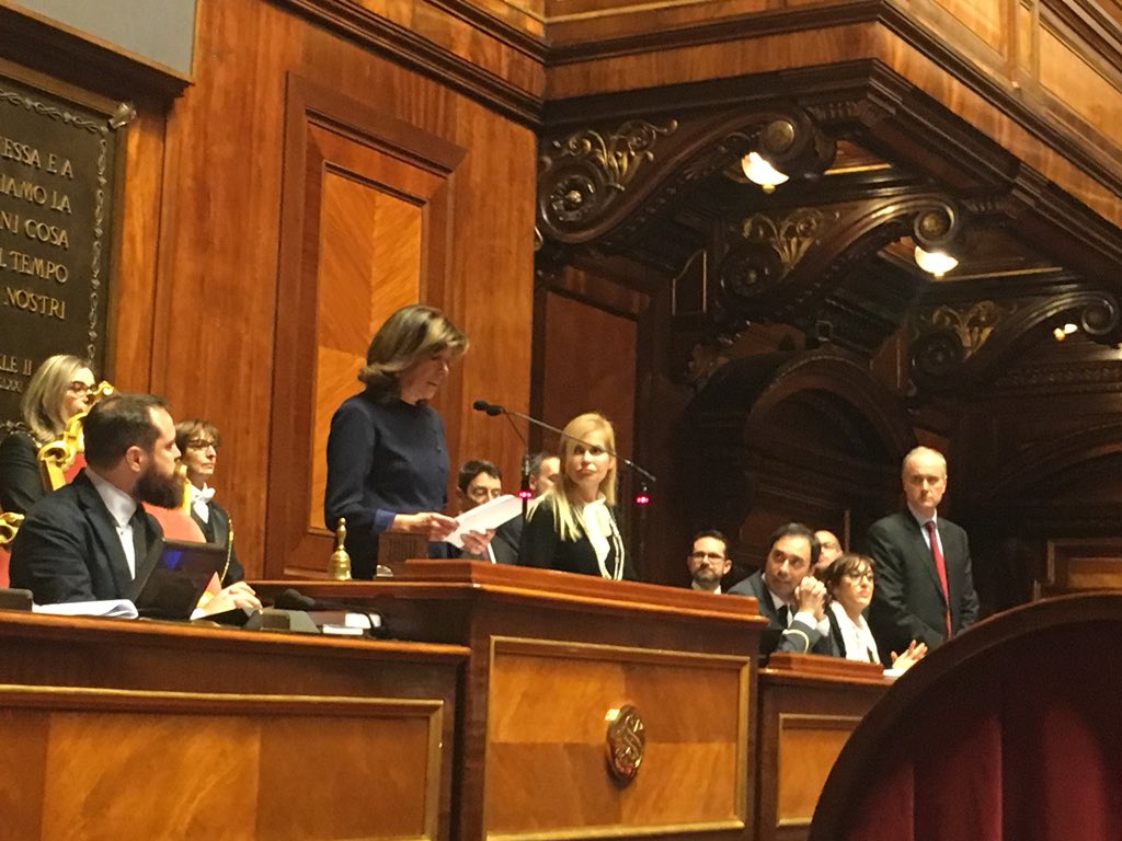 isabellarauti's tweet photo. #Senato #elezionipresidenti #elezionepresidentesenato #AlbertiCasellati #ElisabettaAlbertiCasellati  sn felice di aver contribuito con il mio #voto all’elezione per la prima volta di una #donna #PresidenteDelSenato e che sia espressione del #centroDestra e figura di alto profilo https://t.co/hYHh30RVko