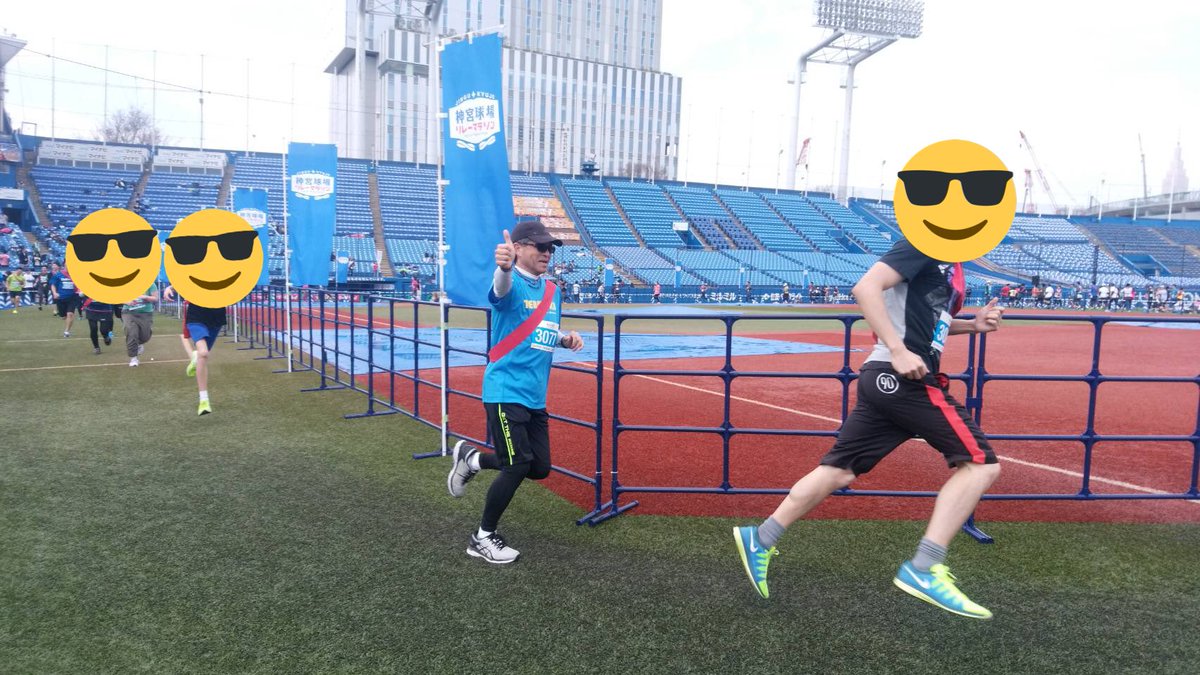 Kiyonok's tweet photo. 今日はとても楽しい一日でした!
1km×4本でしたが、4分台で飛ばしたので10kmランより筋肉痛が強い気がします。
その後、ランで消費した以上のカロリーを摂取したと思いますが、ま、今日はOKです。
#チームTKB #TKB52 #神宮球場 https://t.co/VefuD1zdjz