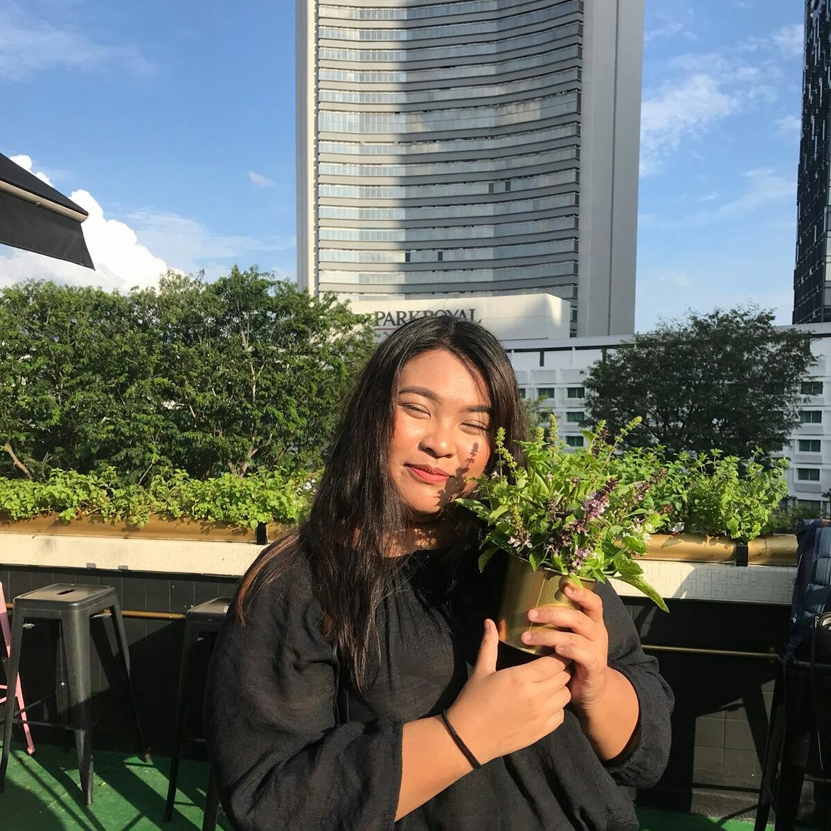 iykyktbh tweet picture