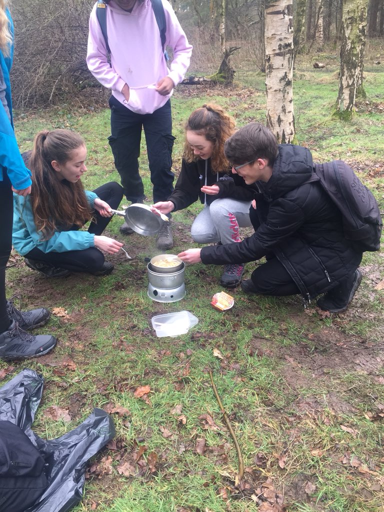 RSch_PE's tweet photo. Fantastic morning with Y10 training for their bronze DofE expeditions at Otley Chevin @RoundhayHead @DofENorth #campcraft #cookingskills #tentbuilding #tastyfood #readyfortherealexpeditions #thirdtimelucky #nosnowtoday https://t.co/o4dhYmjjne