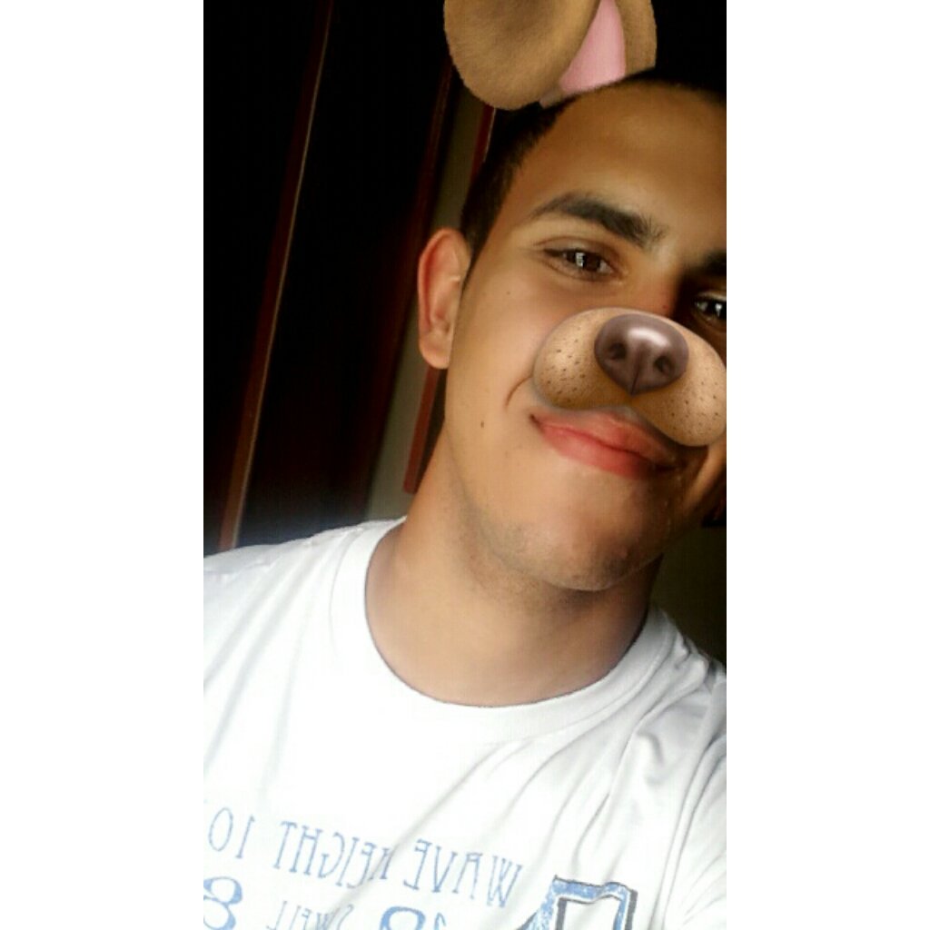 its_william15's tweet photo. "Si no luchas por algo, no te quejes por no tenerlo." #FuerzaKast https://t.co/Gtv6iSBtzo