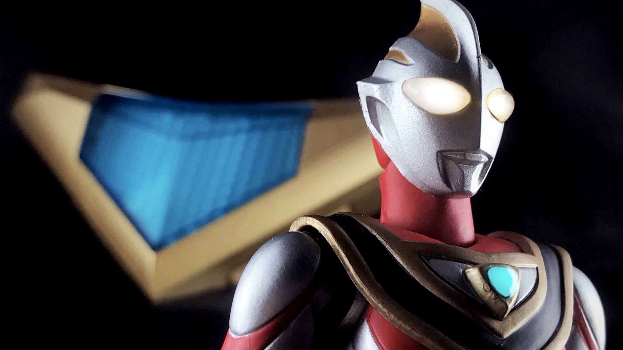 クモコップ ウルトラマンガイア周年 ギリギリまで がんばって ギリギリまで ふんばって ピンチの ピンチの ピンチの連続 そんなとき ウルトラマンがほしい T Co Hbsvcpjpe4 Twitter