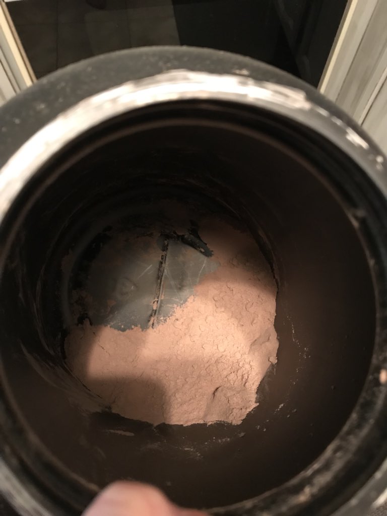wildcatfan1215's tweet photo. Panic mode. When you can see the bottom of your #PHC and you donβt have another one on the way. #outofstock #order2nexttime #imightbeaddicted @sarah_bowmar https://t.co/c4ZBl5zk6t