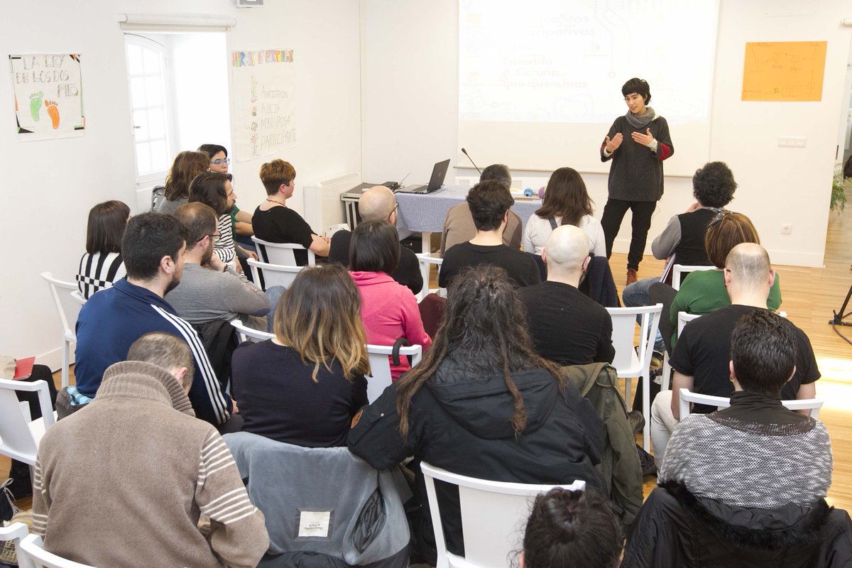 ConcelloCoruna's tweet photo. O Laboratorio Cidadán impulsado por @corunaparticipa comeza a organizar a súa actividade deste ano coa intención de ampliar a participación. https://t.co/ol5h2DT7Eq https://t.co/NgS0LJgrZy
