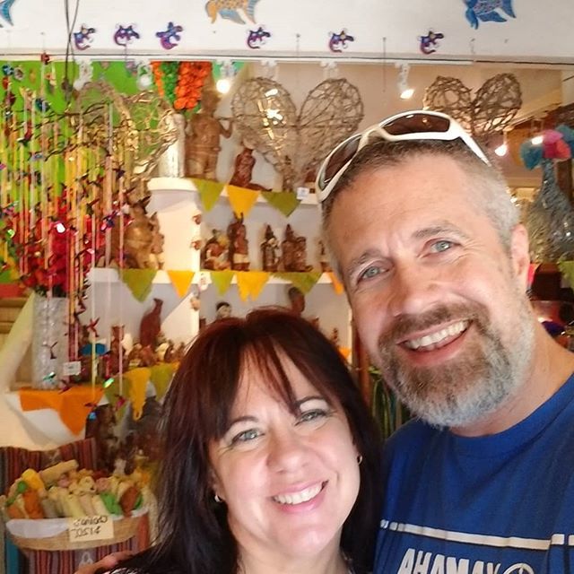 tmagicline's tweet photo. Local artists and their wares @kbirdbiker https://t.co/dBWk5hC8go