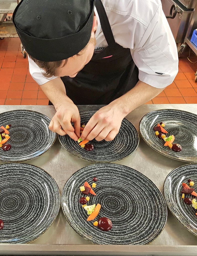 Taking it to the next for the governors <a href="/AshvilleCollege/">Ashville, Harrogate</a> thanks <a href="/CeejCj/">Chris Mottershead (CJ)</a> for the help chef top job <a href="/HolroydHowe/">Holroyd Howe</a> <a href="/Rachael48432853/">Rachael Wilson</a> <a href="/OliCullers/">Oli Cullingworth</a> <a href="/DamianBlake4/">Damian Blake</a> <a href="/Nickhowe64/">Nick Howe</a> <a href="/rharte31/">Ronan Harte</a>