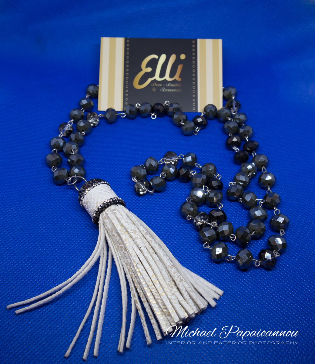 ChaniaPhoto's tweet photo. #photography #workshop for Elli’s #handmade #jewellery. Follow https://t.co/cyQNlJBvsW on #Instagram 
 #greek #greece #chania #pearl #stylish #handmade #hudabeauty #red #necklace  #loves_greece #travel_greece #ellilyrarakijewelry #lovejewelry #madeingreece #DeleteFacebook https://t.co/iEni5kZJOe