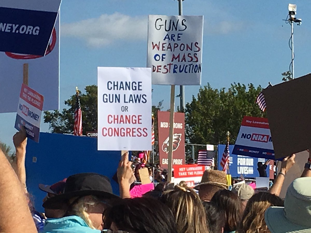 dc_schultz's tweet image. #MSDStrong #MarchForOurLivesParkland