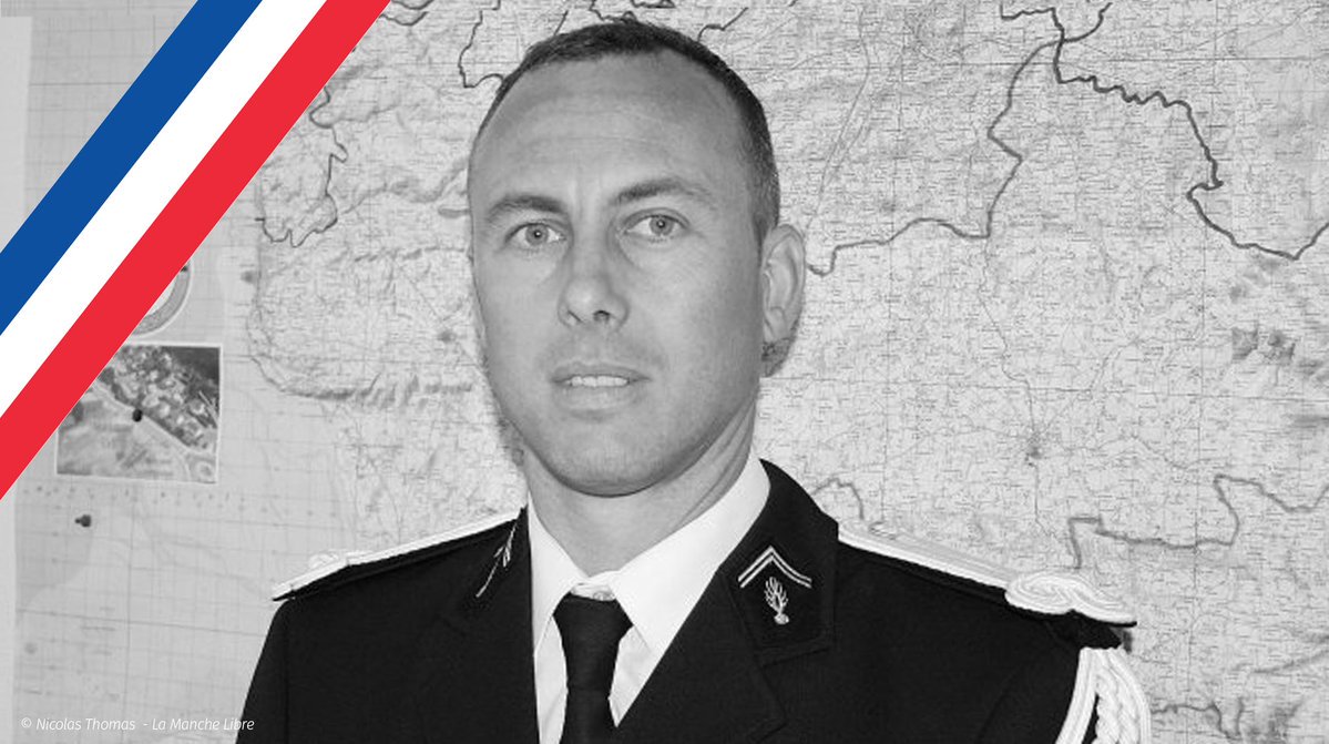 Arnauddjwife's tweet photo. La vie est un champ de bataille où les héros meurent pour que l on vive #ArnaudBeltrame
#tristesse #viveemotion https://t.co/CDmI0zAK9x