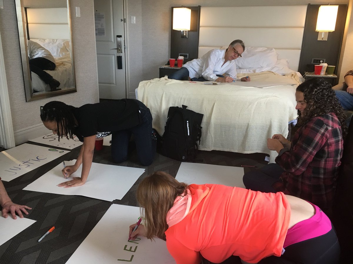 SESanchezMD's tweet photo. Getting ready for #MarchForOurLivesBoston #doctorsdemandaction https://t.co/Nse1L8rS0v
