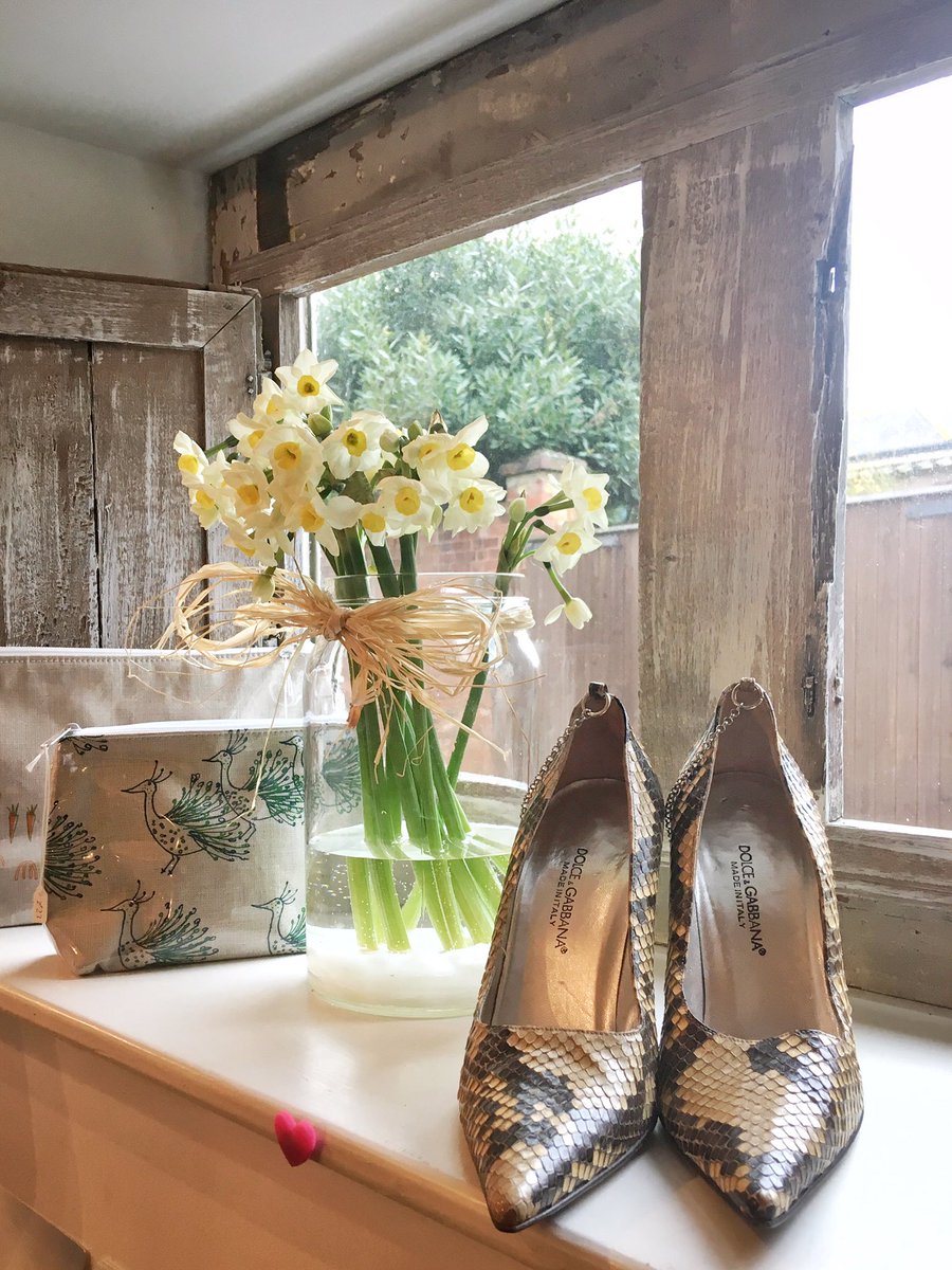 EatDevon's tweet photo. Lovely things are happing down at Topsham today, take this for instance at @NestTopsham #DevonFoodHour #LoveTopsham #springforwardsaturday https://t.co/Lry0j48wZe