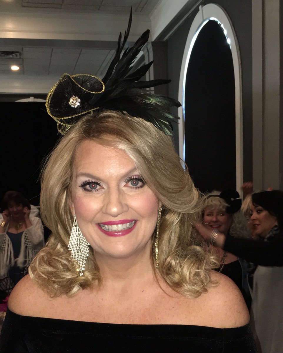 Dancing through the Decades was the theme of this year's annual Fillies Fashion Show held <a href="/TheOlmsted/">The Olmsted</a> Thursday, Mar 22 with #SocialHattitudes hats pairing off with sets dedicated to the 60s, 70s, 80s, 90s, and 2000s. 🕺🏻💅
Well, Fabulous hats are timeless! <a href="/TheFillies/">The Fillies</a> #derby2018