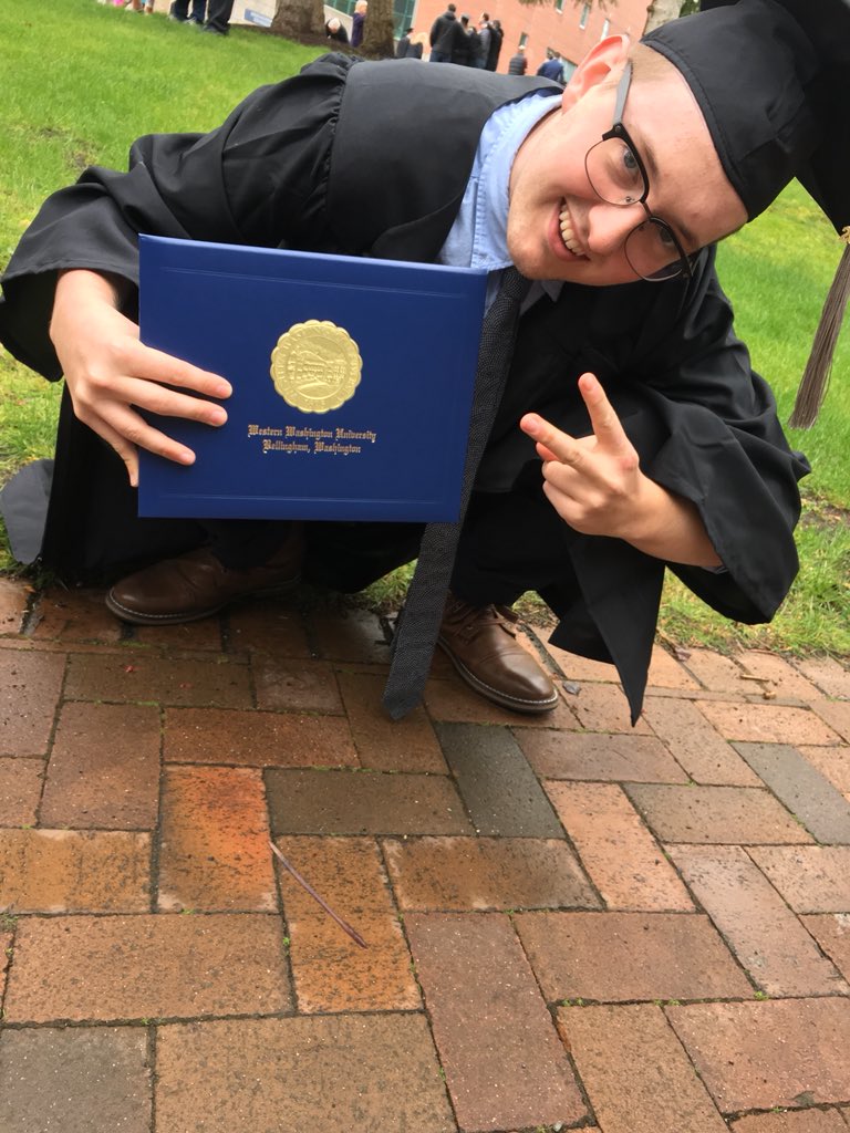 hollaatmacdaddy's tweet image. Congrats to this scooter gang kid for walking across a rental stage and snatching that piece of paper 🍾🍾 #signsealeddelivered