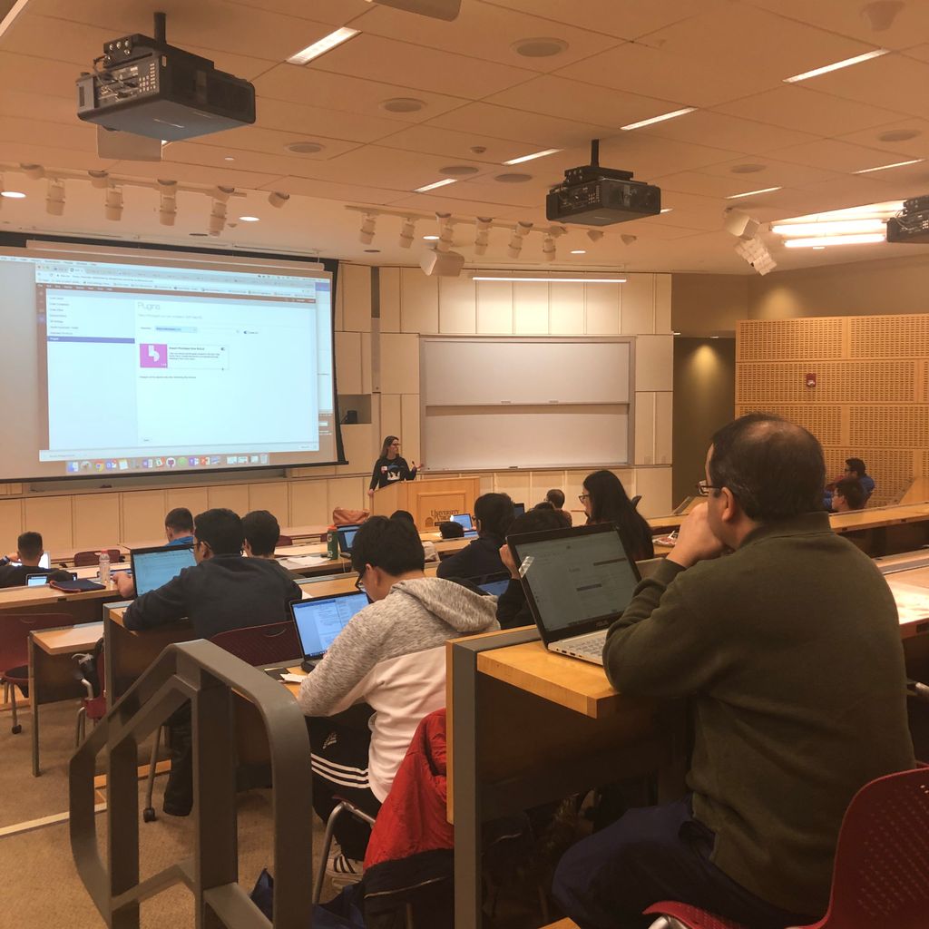 MLHacks's tweet photo. Workshops are starting at #HackUVA this weekend! Come and learn some new skills! @HackersatUVA https://t.co/TTNvYL26Bp