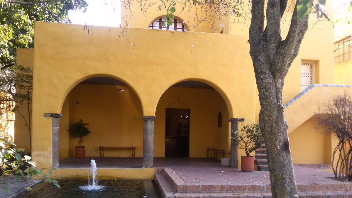 Am على تويتر Estas Casas Do Barragán Que Ele Fez Antes Das Outras Mais Tardias Que Ficaram Mais Famosas Não São Nadas Más Https T Co Sbjzbjlt09