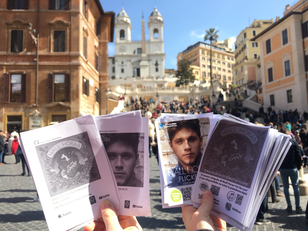 _niallsmysmile's tweet photo. We spent the day in Rome making promo for our favorite album while waiting for Niall to come to our country! We can’t wait for it! 💞🙌🏻
With @Giulia_Laface_H https://t.co/xVUok7TUhu