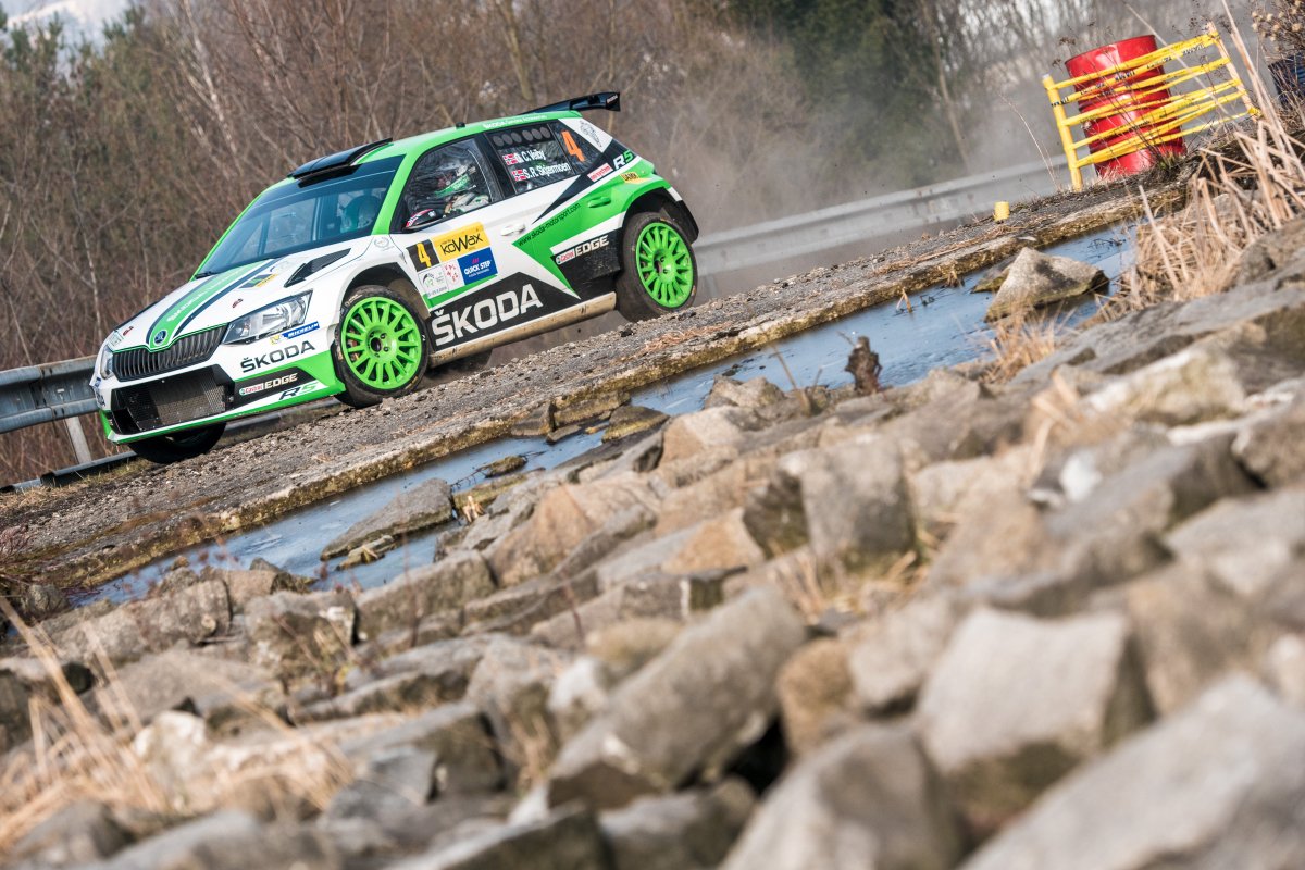 #ValašskáRally 🇨🇿 after Leg 1 (SS7):
5 #ŠKODA #FABIA R5s in Top 10
P1 #Kopecký (ŠKODA)
P2 Pech +29.5 sec
P3 #Veiby (ŠKODA) +34.6 sec
...
P6 #Tarabus (ŠKODA) +1:46.1 min
P8 #Mareš (ŠKODA) +2:19.5 min
P10 #Štajf (ŠKODA) +2:43.1 min