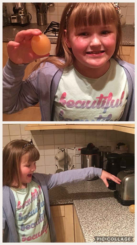 janelouisebond's tweet image. @StTeresasUp this is science: A chemical change takes place when an egg is put in vinegar, which is an acid, this reacts with the calcium carbonate of the eggshell and makes the shell go soft and then disappear. This is called, &apos;decalcification.&apos; Hollie y3 #bouncyegg