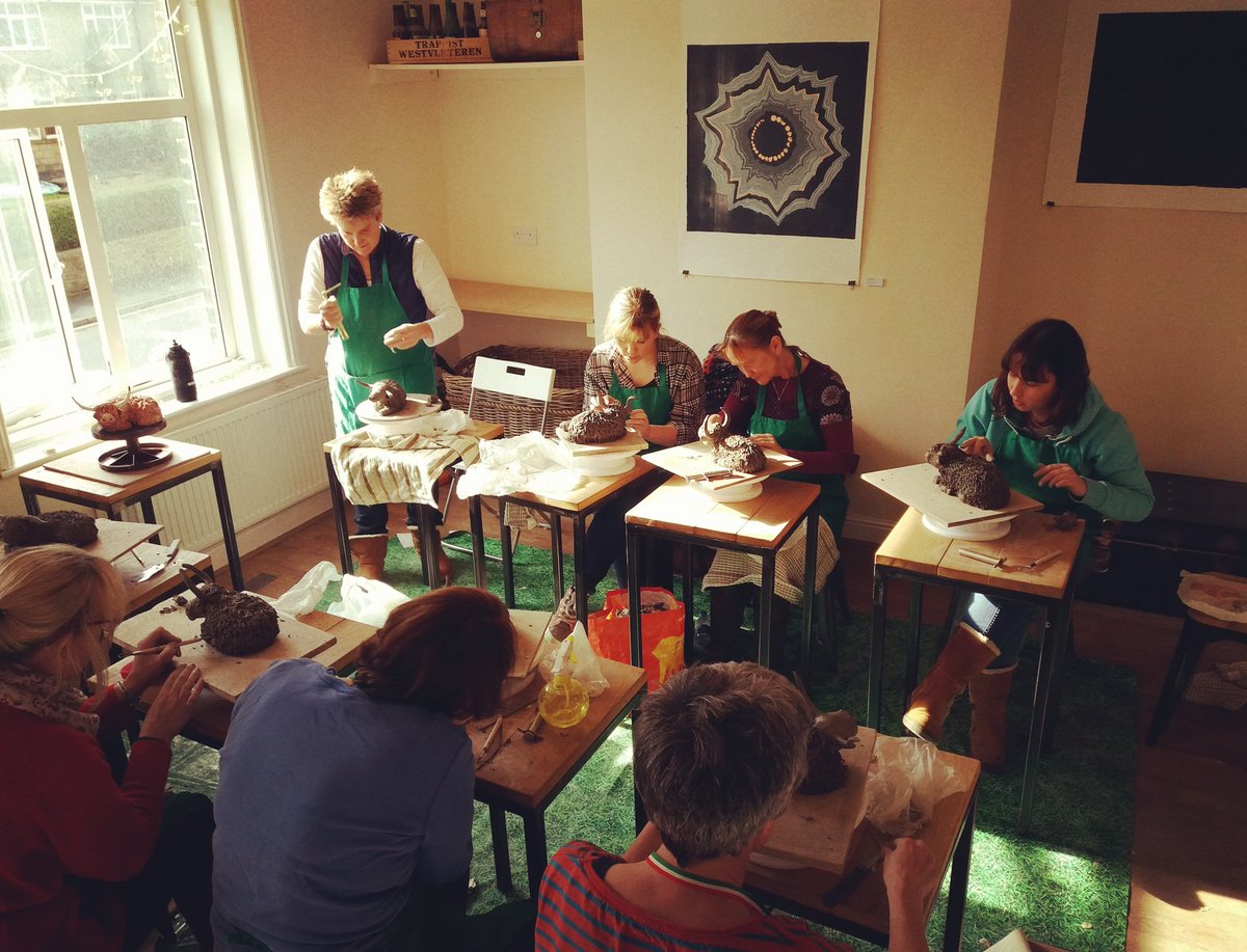 EarthTwisted's tweet photo. A fantastic day teaching my #highlandcow workshop for beginners @shipleytriangle with a cracking group of creative folk! Well done all your #sculptures look fab!! (Pics to follow) #yorkshireartist #animalartist #thingstodoyorkshire https://t.co/H7f1rS4Nlj