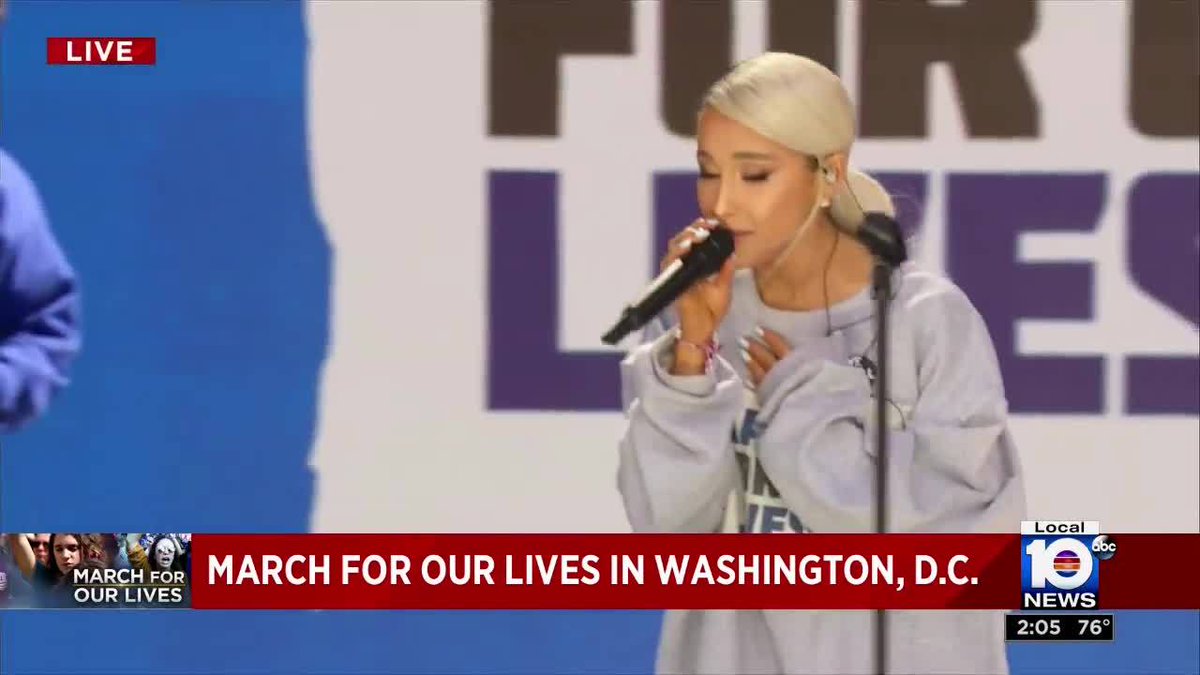 #MarchforOurLives @ArianaGrande's performance bit.ly/2ufIWP7?utm_so… https://t.co/eL9BzVkmND