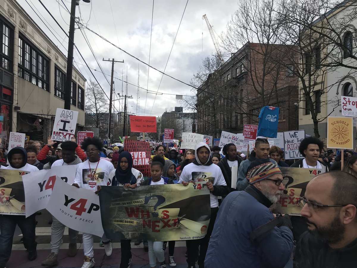 amnestyseattle's tweet photo. Scenes from #MarchForOurLives #mfolseattle. Great to see so many folks out in the streets today! @amnestyusa @AmnestyWest #neveragain #EnoughisEnough https://t.co/ugPysEVmnx
