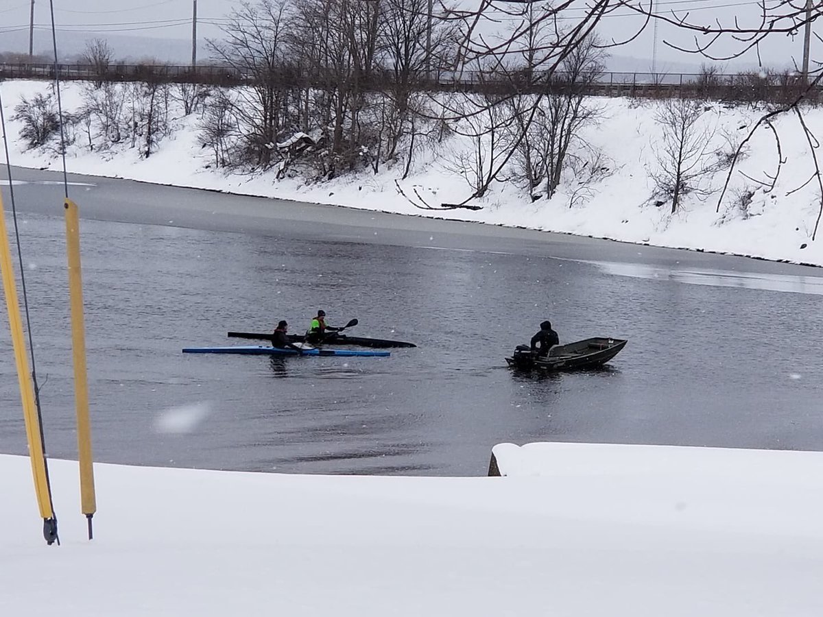 pisiquid's tweet image. Who needs Florida? #marchmadness #wepaddleNS