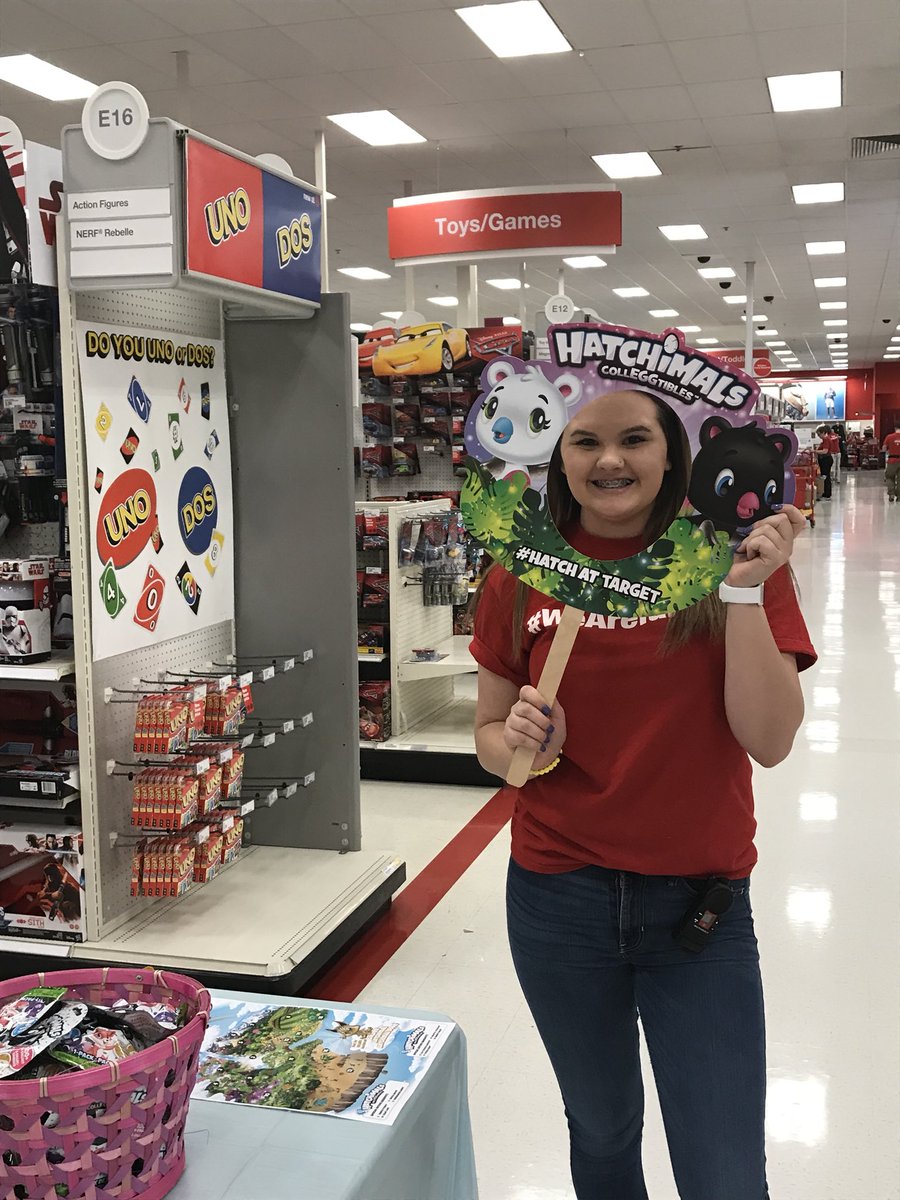 _kellireed's tweet photo. Hatchimal scavenger hunt is on! Awesome job to Matt, Megan and Connor for helping! #HatchatTarget #CollEGGtibles @katie_konopasek @clawler85 @trish_vollmer https://t.co/ZQnHwLB5Zk