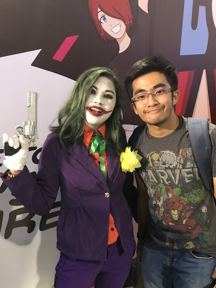 lol_ken_lol's tweet photo. I have newfound respect for cosplayers, they made my first comicon extra special 🤙🏼 #ComiconAsia #ComiconAsia2018 https://t.co/sgXXG8pZsI
