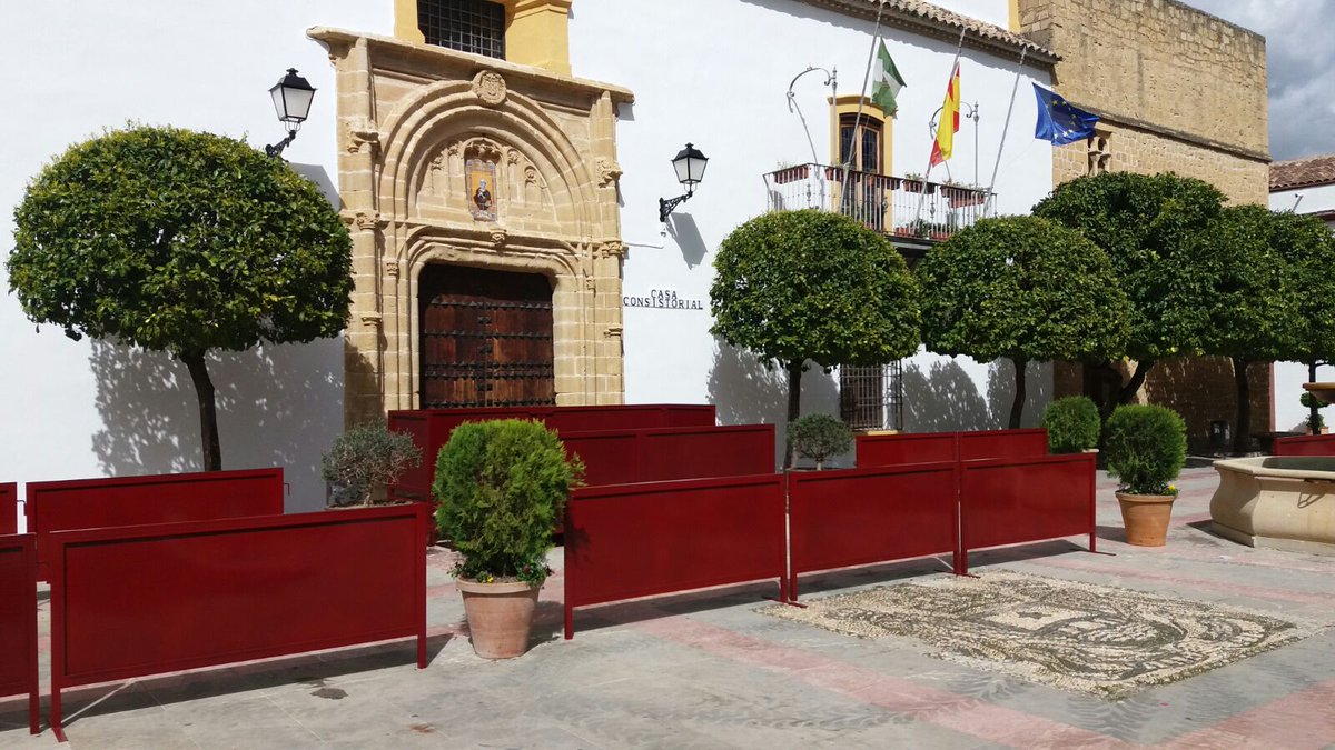 VilladelRioAyto's tweet photo. ⛪️ SEMANA SANTA VILLA DEL RÍO 2018 🎼
Nuestra #SemanaSanta, estrena nuevo palco y carrera oficial. 
Todas las cofradías que realicen estación de penitencia, pasarán por la plaza de la Constitución.

#VilladelRío #VDRSemanaSanta
#VDRVilladelArte #cultura #turismo #CordobaEsp https://t.co/mgEljvPflR