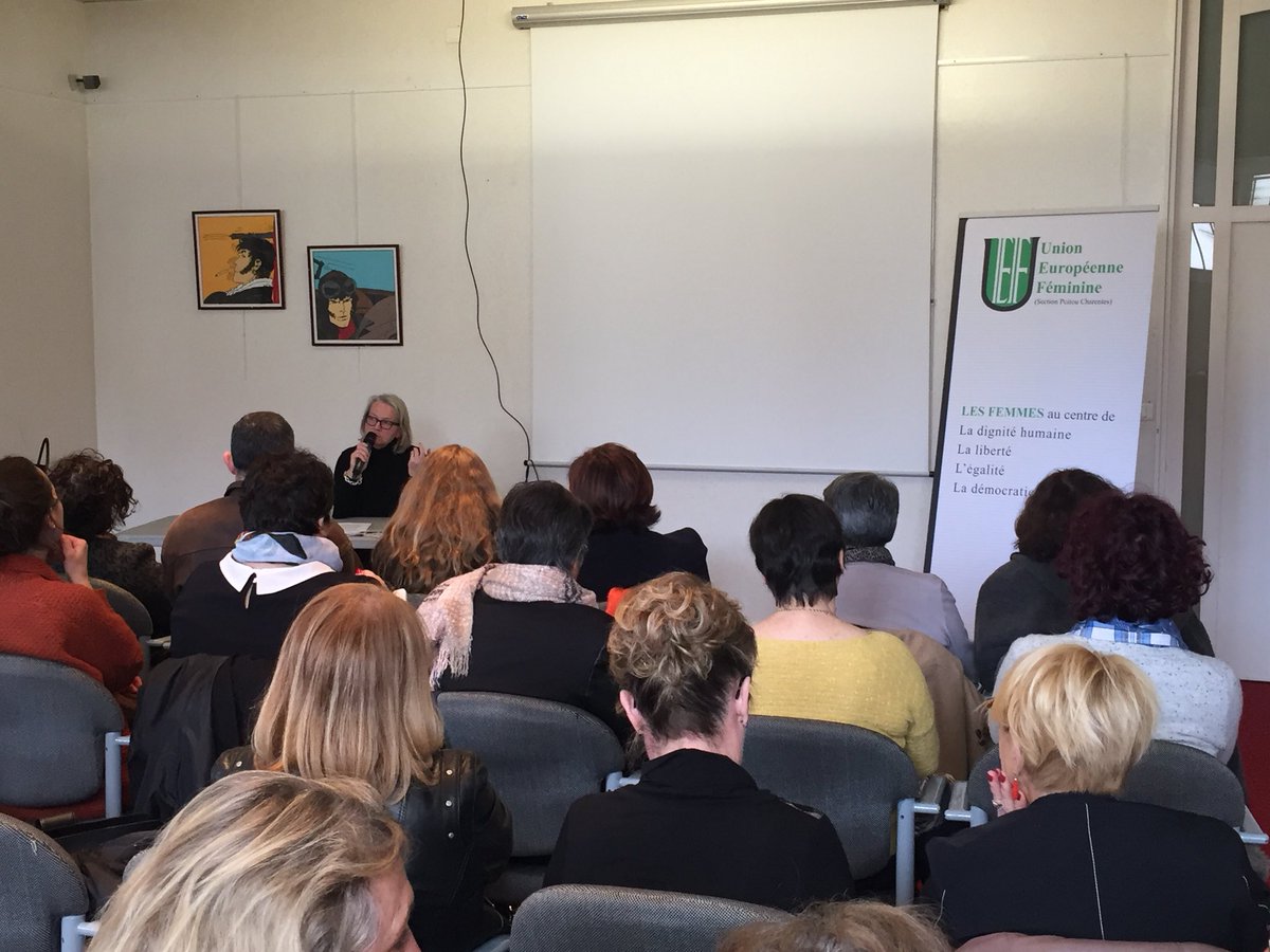 Alice_Ned's tweet photo. Construire une estime de soi, prendre conscience de ses valeurs. #assertivité #uefpoitoucharentes https://t.co/AZpv5UCgRl