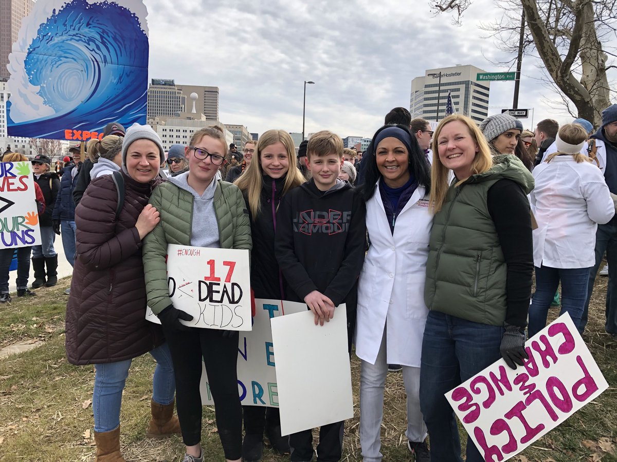 <a href="/AnitaSomaniMD/">🟧Anita Somani, MD State Rep District 8</a> with <a href="/PhysiciansAN/">PAN</a>-she delivered 3 of these kids-says her responsibility to their safety didn’t end there #MarchForOurLives #StopSchoolViolence
