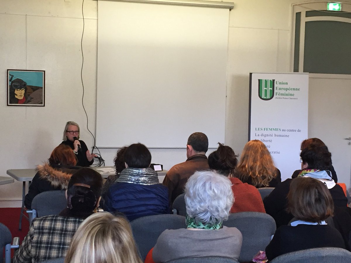 Uef_PCharentes's tweet photo. Demander des choses précises, claires et réalisables. Être force de propositions. #assertivité #uefpoitoucharentes https://t.co/HzlXe1eD5v