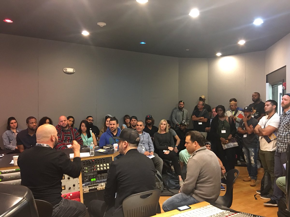 The room is packed for the Songwriting and Production #masterclass #MusicExpoMiami