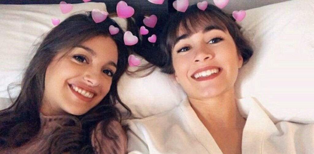 AnaGuerraCFO's tweet photo. Vuelven a estar juntas AitanaWar 💜💛 https://t.co/Jq4Ag4z3P3
