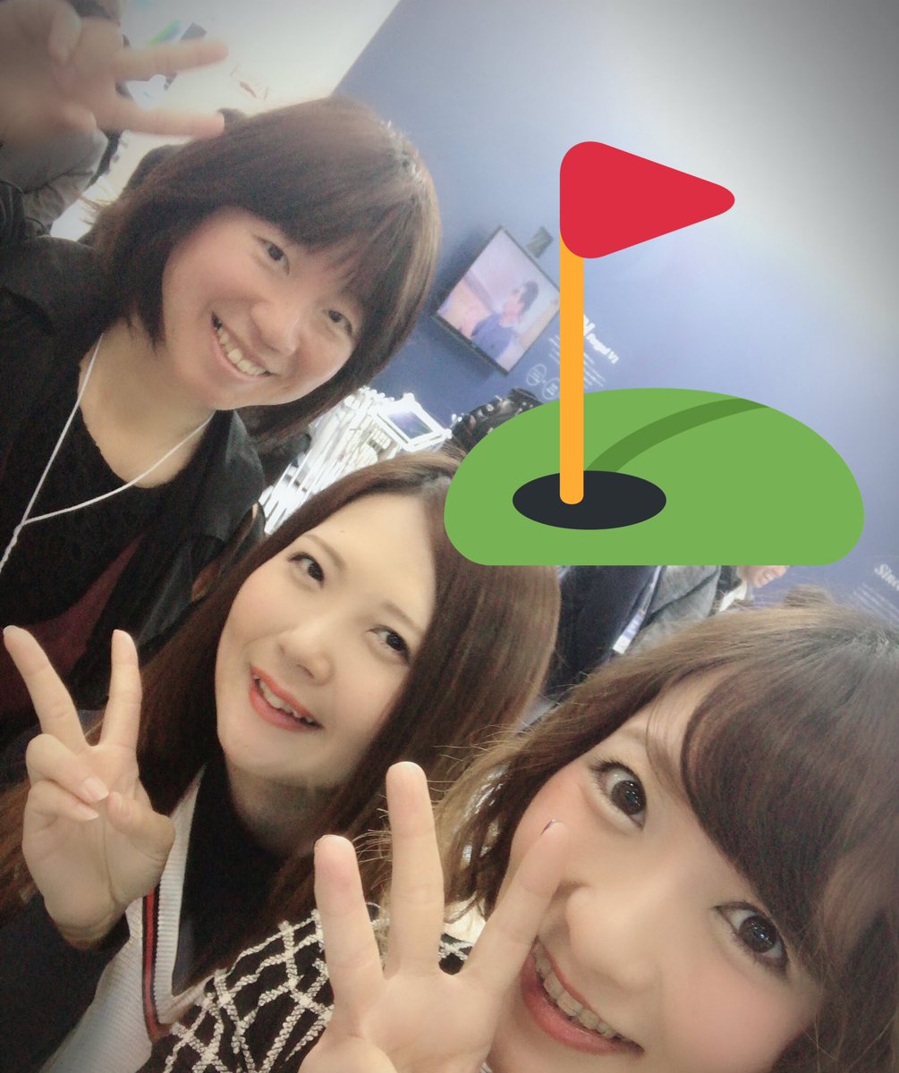 misa_okochi's tweet photo. 関西女子♡ TOUR Gグローブキーパー！バーディー取れソーダ♪台湾から初出展のアパレルHUA
#uuumgolf #ゴルフ女子 #gtバーディーズ #tourg #ゴルフソーダ #HUA https://t.co/lukmDj3BoF