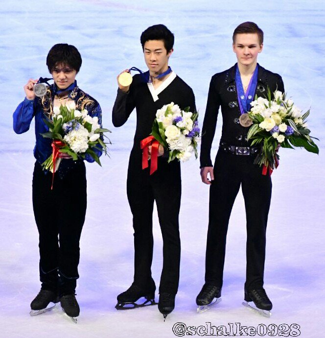 _mysheqa's tweet photo. #GPF17 vs #Milano2018 https://t.co/BEoh7KRdQe