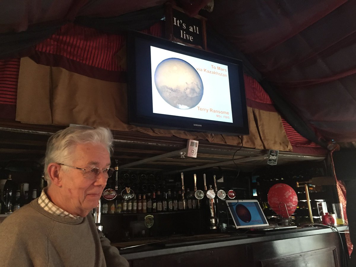 BIS_spaceflight's tweet image. Terry Ransome takes stage for 2nd talk of West Mid.#Mars #Beagle2 bis-space.com/2017/11/09/197…