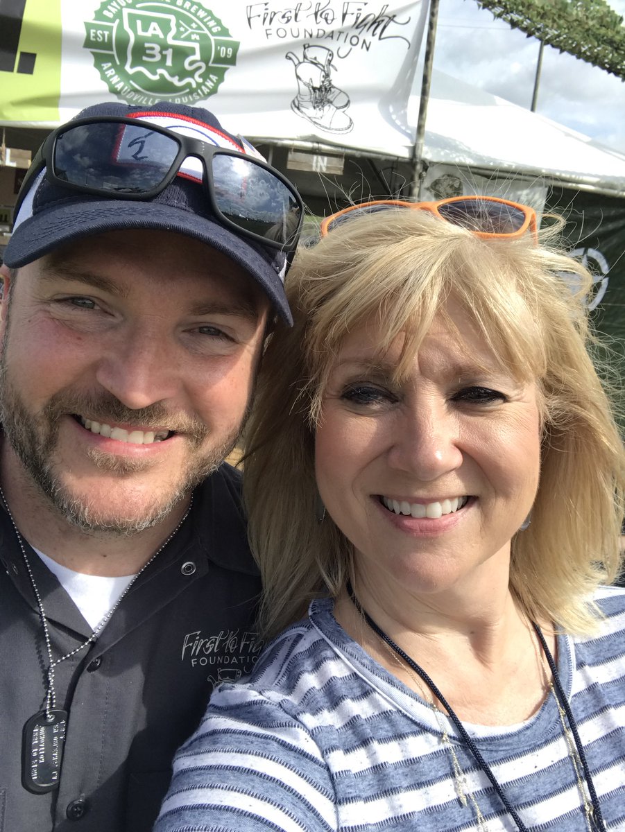 KPinBR's tweet image. Ironic that @Hogs4TheCause is where we have a @LaSeafoodBoard reunion @benmitchell504 @brew14me