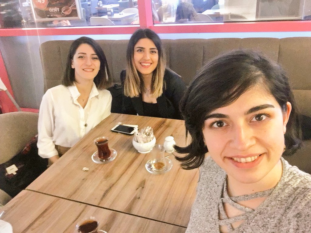 esrabulbull's tweet photo. Benim güzel bölümüm, zümrem💓🌺 @Gzmergn @ygmurgur #areltech #etp18 https://t.co/g4D8fP8nso